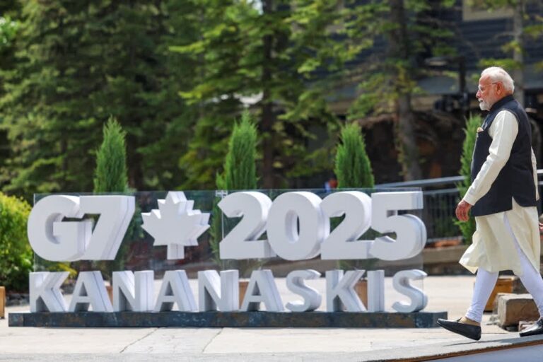 pm-modi-in-g7-summit