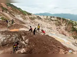 file-photo-inside-the-mine-funding-congos-rebels